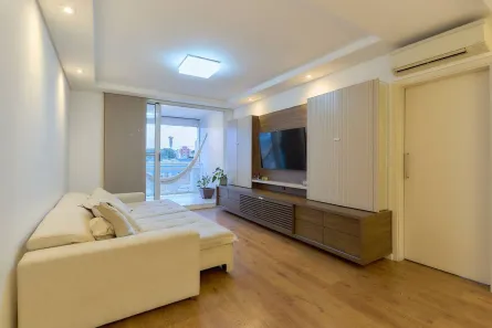 Apartamento com 3 Quartos à venda, 113m² no Mercês, Curitiba