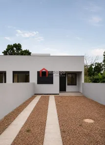 Casa com 2 Quartos à venda, 52m² no Piratini, Alvorada