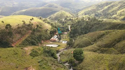com 4 Quartos à venda, 10m² no Centro, Lorena
