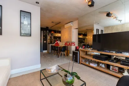 Flat com 1 Quarto à venda, 75m² no Jardim das Acácias, São Paulo
