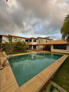 Casa de Condomínio com 5 Quartos para alugar, 550m² no Alphaville (Abrantes), Camaçari