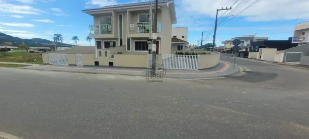 Sobrado com 2 Quartos à venda, 73m² no Bela Vista, Palhoça