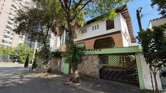 Casa com 3 Quartos para venda ou aluguel, 251m² no Vila Yara, Osasco