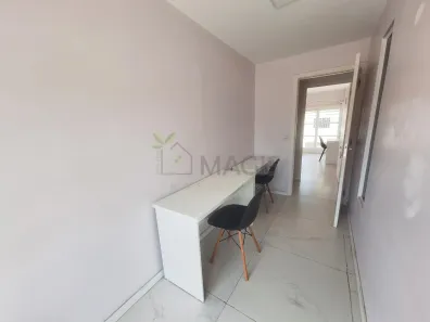Sala Comercial para alugar, 12m² no Cristo Rei, Curitiba