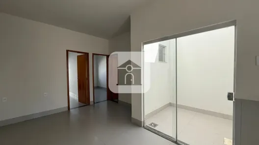 Casa com 2 Quartos para alugar, 150m² no Shopping Park, Uberlândia