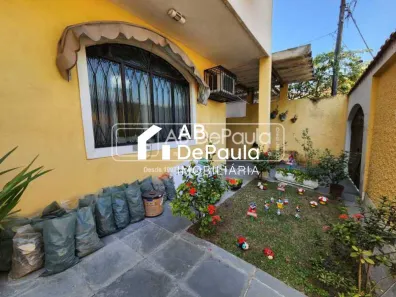 Casa com 3 Quartos à venda, 290m² no Jardim Sulacap, Rio de Janeiro