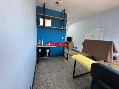 Sala Comercial à venda, 29m² no Centro, São José dos Campos