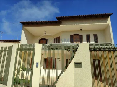 Casa com 4 Quartos à venda, 340m² no Taguatinga Norte, Brasília