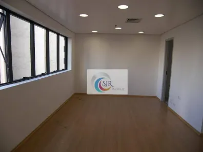 Sala Comercial à venda, 30m² no Cerqueira César, São Paulo