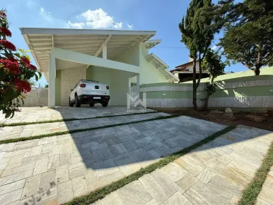 Casa de Condomínio com 4 Quartos à venda, 250m² no Marambaia, Vinhedo
