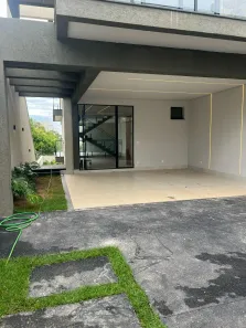 Sobrado com 3 Quartos à venda, 217m² no Jardim Atlântico, Goiânia