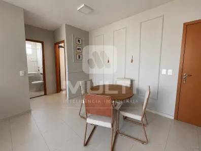 Apartamento com 2 Quartos à venda, 48m² no Jardim Holanda, Uberlândia