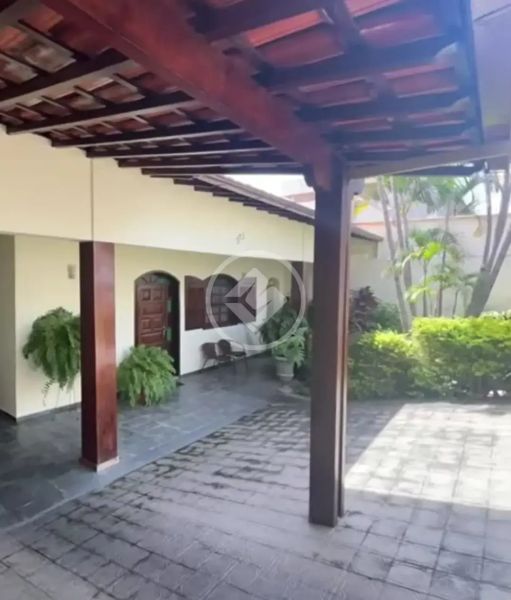 Casa com 4 quartos — Itapoã, Belo Horizonte