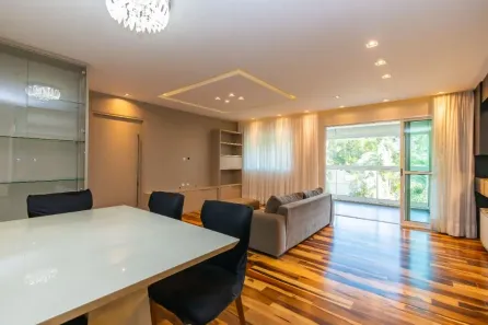 Apartamento com 3 Quartos para alugar, 124m² no Boa Vista, Curitiba