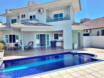Casa com 3 Quartos à venda, 210m² no Fazenda Santo Antônio, São José