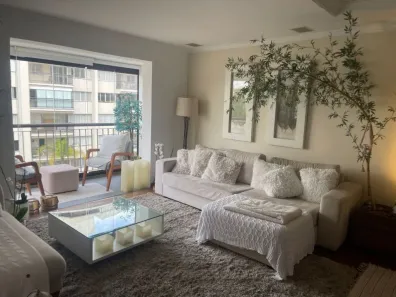 Apartamento com 3 Quartos à venda, 135m² no Cidade São Francisco, São Paulo