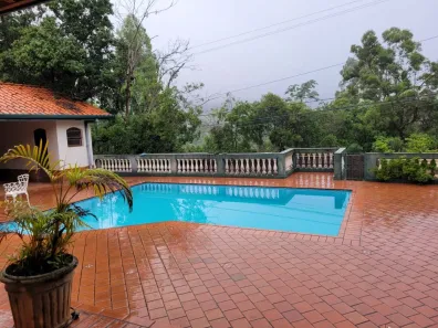 Fazenda/Sítio com 4 Quartos à venda, 430m² no Recanto Amapola, Bragança Paulista