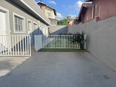 Casa com 3 Quartos para alugar, 108m² no Jardim dos Pinheiros, Atibaia