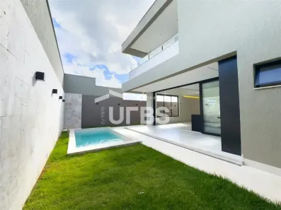 Casa de Condomínio com 3 Quartos à venda, 220m² no Jardins Parma, Senador Canedo