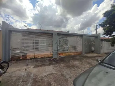 Casa com 3 Quartos à venda, 140m² no Jardim Alvorada, Londrina