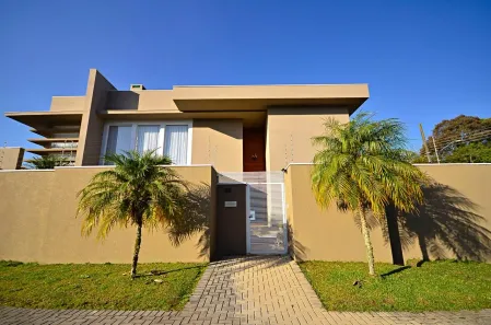 Casa com 4 Quartos à venda, 590m² no Butiatuvinha, Curitiba