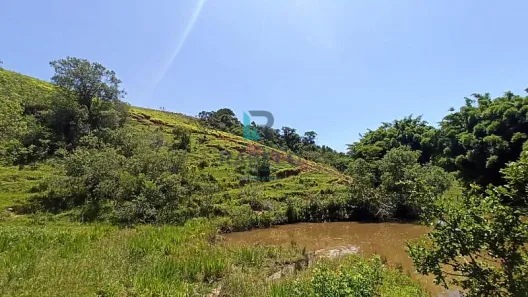 à venda, 1m² no , Cunha