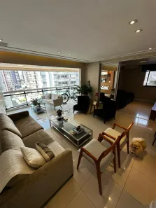 Apartamento com 3 Quartos para alugar, 172m² no Umarizal, Belém
