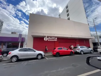 Ponto Comercial para alugar, 1376m² no Centro, Uberlândia