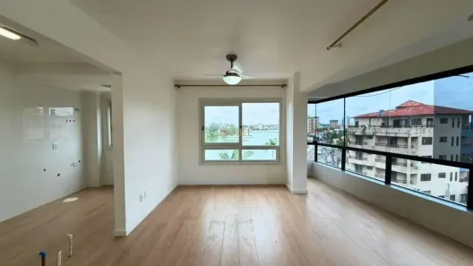 Apartamento com 3 Quartos à venda, 95m² no Centro, Torres
