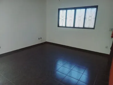 Sobrado com 8 Quartos à venda, 256m² no Vila Santo Antônio, São José do Rio Preto