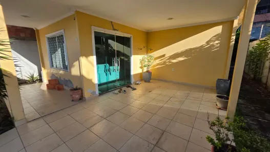 Casa com 4 Quartos à venda, 276m² no Flores, Manaus