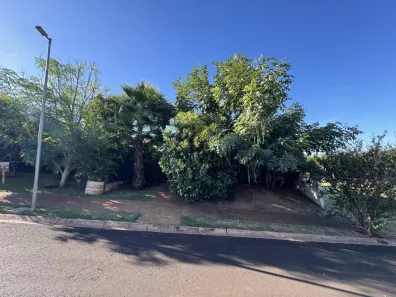 Lote/Terreno à venda, 275m² no , Cravinhos