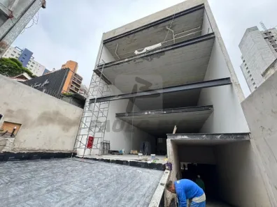 Prédio Comercial para alugar, 1300m² no Jardim, Santo André