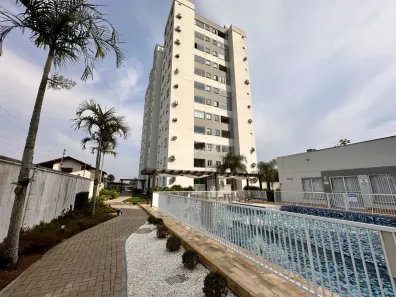Apartamento com 2 Quartos para alugar, 56m² no Itacolomi, Balneário Piçarras