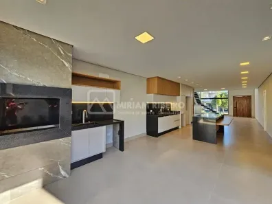 Casa de Condomínio com 4 Quartos à venda, 241m² no Jardim Morumbi, Londrina