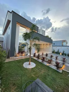 Casa com 3 Quartos à venda, 206m² no Parque Amazônia, Goiânia