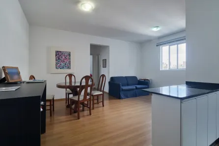 Apartamento com 2 Quartos à venda, 65m² no Centro, Curitiba