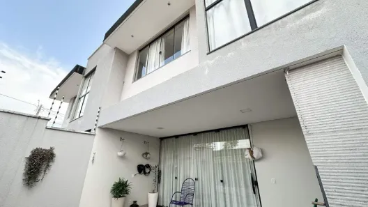 Sobrado com 3 Quartos à venda, 120m² no Plano Diretor Sul, Palmas
