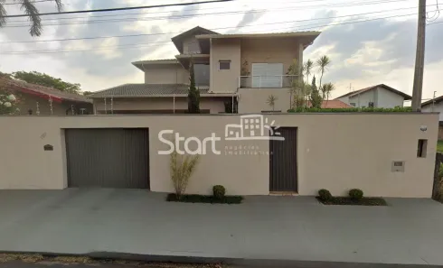Sobrado com 3 Quartos à venda, 254m² no Cidade Universitária, Campinas