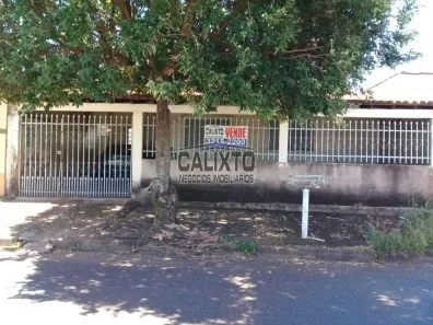 Casa com 3 Quartos à venda, 80m² no Presidente Roosevelt, Uberlândia
