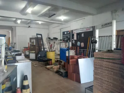 Prédio Comercial para alugar, 180m² no Jardim Imperial, São José dos Campos