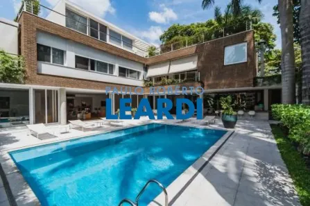 Sobrado com 5 Quartos à venda, 1460m² no Jardim Paulista, São Paulo