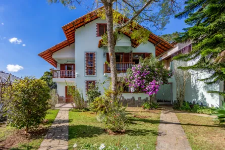 Casa de Condomínio com 3 Quartos à venda, 345m² no Golfe, Teresópolis