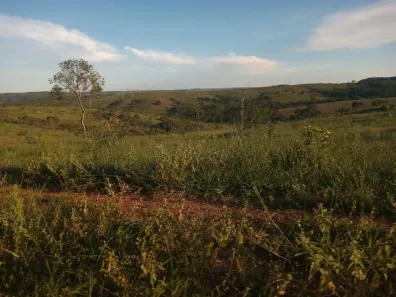 Fazenda/Sítio com 3 Quartos à venda, 80m² no Área Rural de Santo Antônio do Descoberto, Santo Antônio do Descoberto
