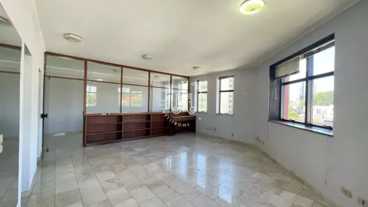 Ponto Comercial à venda, 60m² no Anhangabaú, Jundiaí