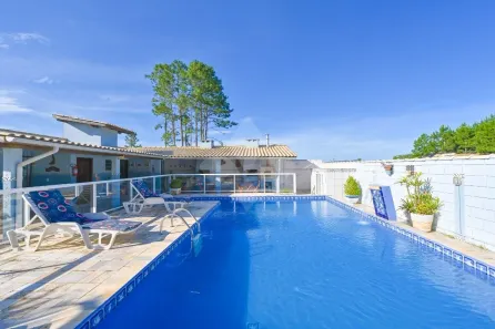 Imóvel Comercial com 7 Quartos à venda, 402m² no Praia da Barra, Garopaba