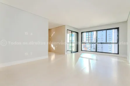 Apartamento com 3 Quartos à venda, 120m² no Centro, Balneário Camboriú