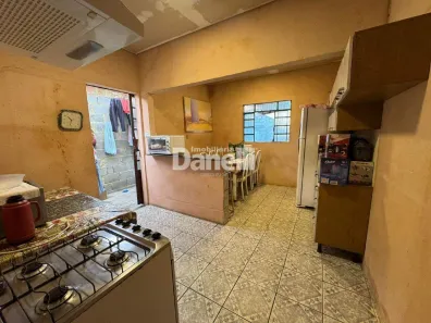 Casa com 2 Quartos à venda, 47m² no Parque Urupês, Taubaté