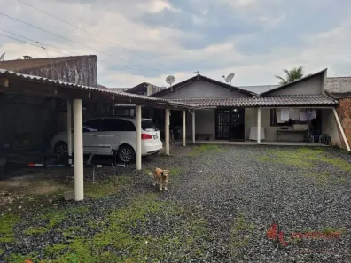 Casa com 3 Quartos à venda, 360m² no Pirabeiraba (Pirabeiraba), Joinville
