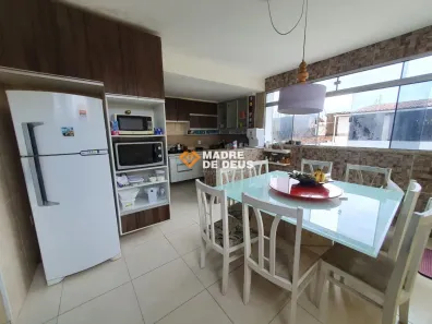 Casa com 4 Quartos à venda, 300m² no Cidade dos Funcionários, Fortaleza